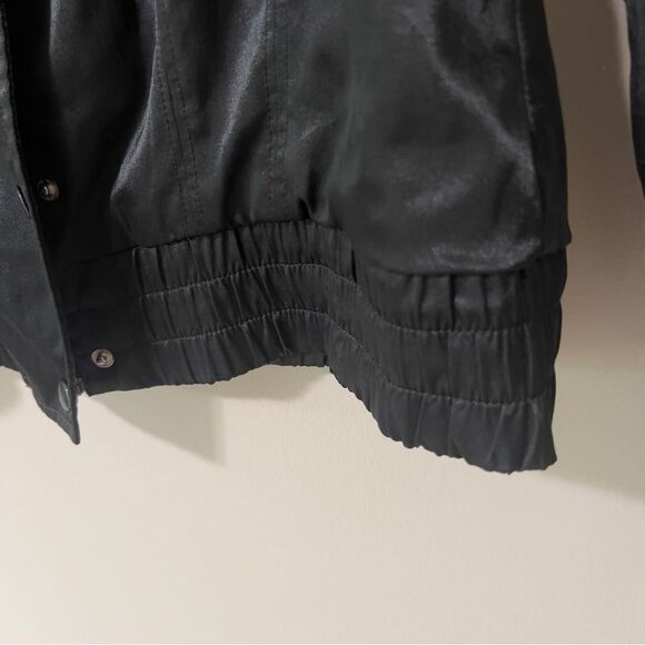 Nike Women’s Black Satin Crop Sportswear Casual Full Zip Bomber Jacket Sz Medium - Picture 7 of 10
